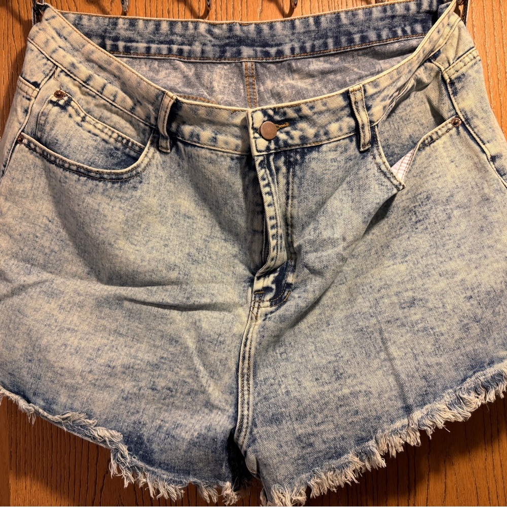 SHEIN Light Blue Frayed Jean Shorts